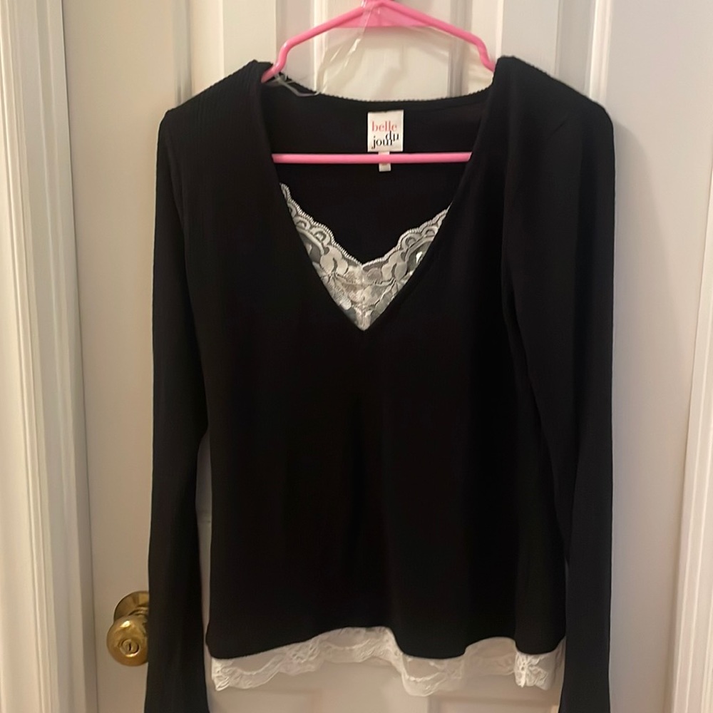 black top with lace embroidered